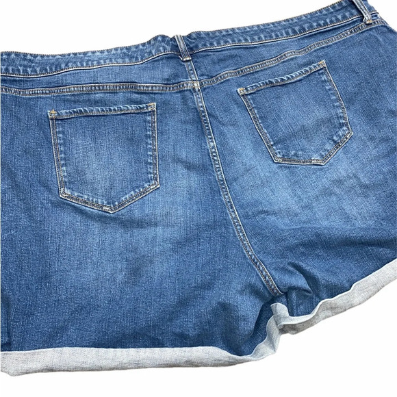 Old Navy mid rise boyfriend shorts size 26 plus - Picture 2 of 5